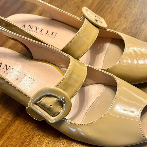 ANYI LU Carmel Patent Leather Peep-Toe Mary Jane Slingback Pumps Size 38 (7.5-8) - Picture 1 of 7
